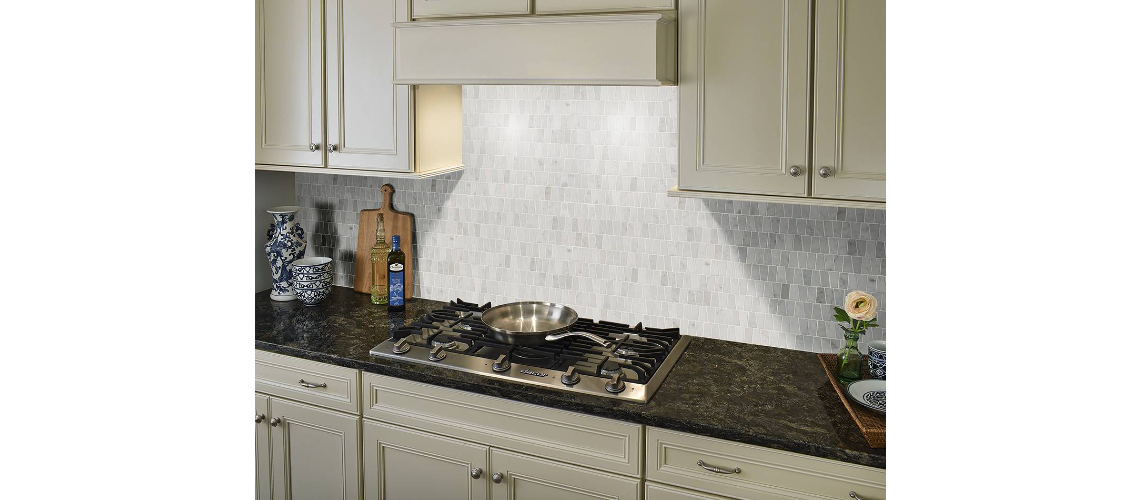 CARRARA WHITE TRAPEZOID PATTERN POLISHED